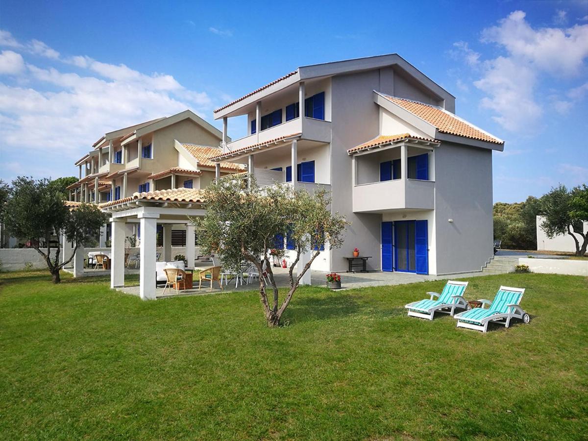 Olive Bay Hilltop Apartments Ammouliani Exterior photo